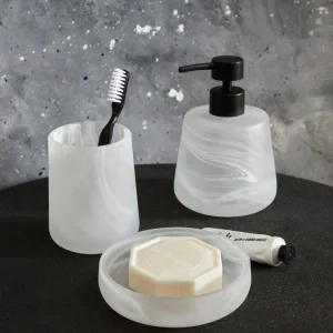 Karaca Home Aline 3-teiliges Badezimmer Set Weiß