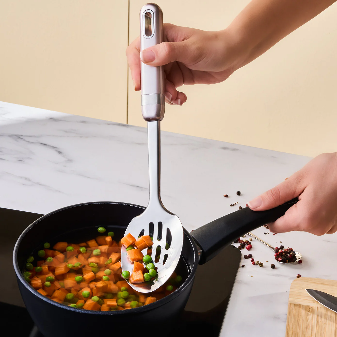 Karaca Mastermaid Rillen Servierlöffel Rosegold – Bild 3