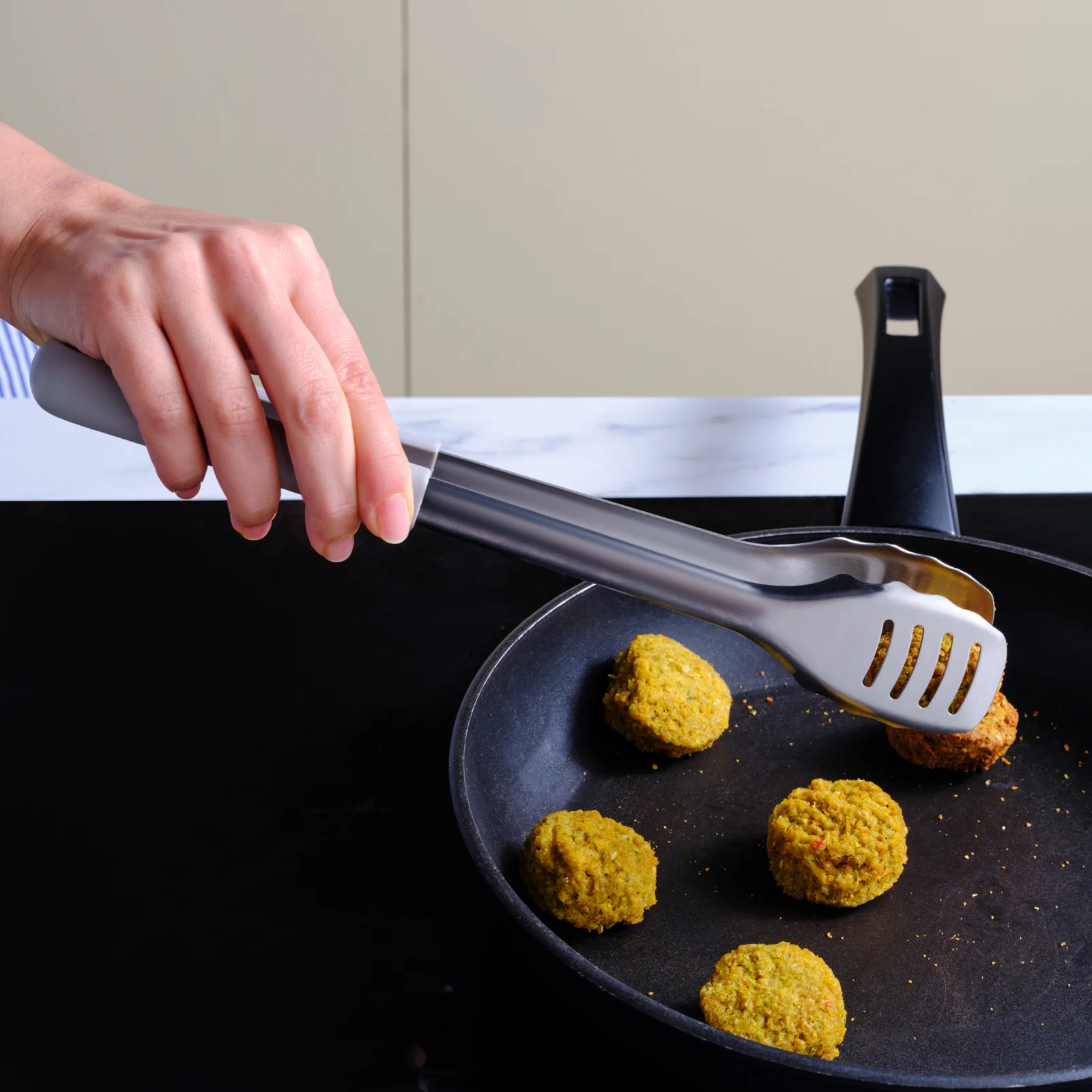 Karaca x Refika Gadgets 2-teiliges Zangenset – Bild 4