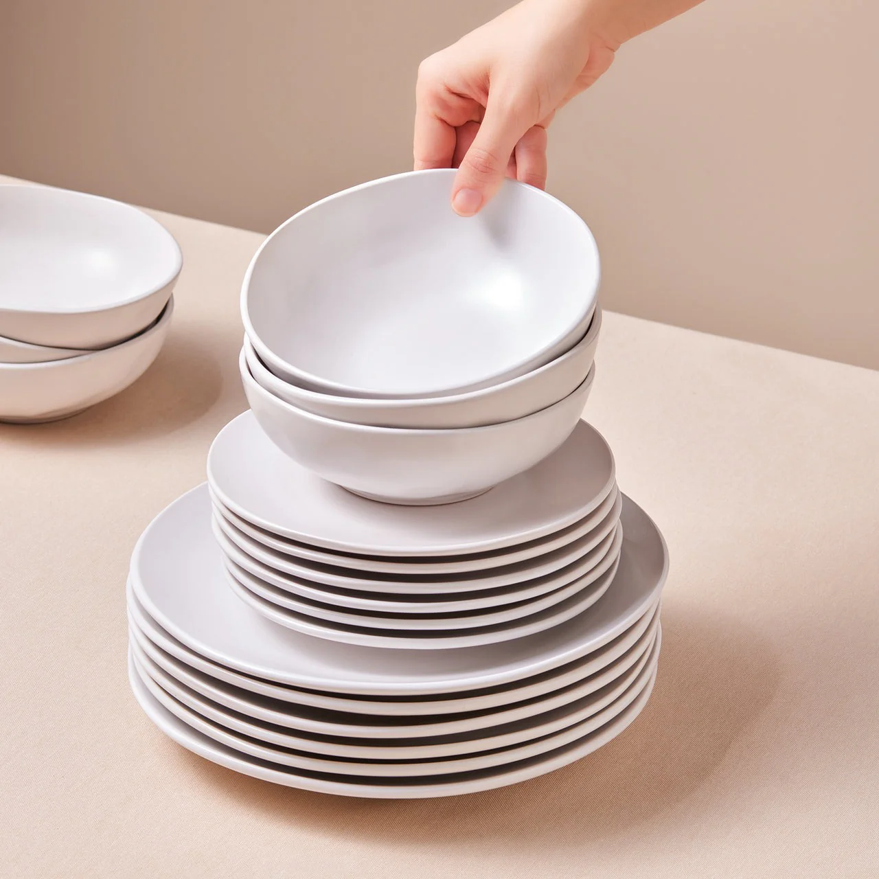 Karaca Scarlet 18-teiliges Tafelservice für 6 Personen – Bild 8