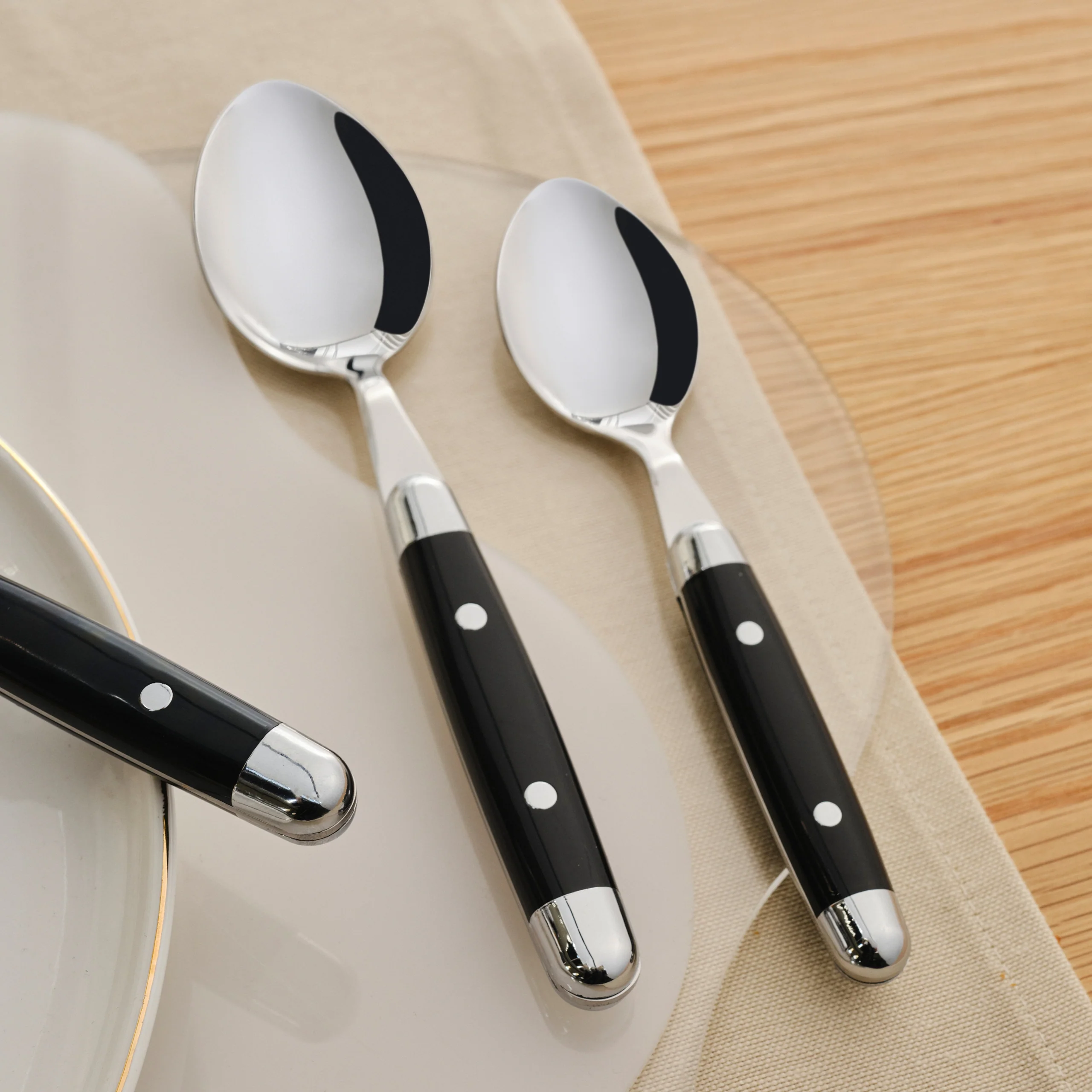 Karaca Alina 24-teiliges 6-Personen Gabel, Messer, Löffel Set Schwarz – Bild 5