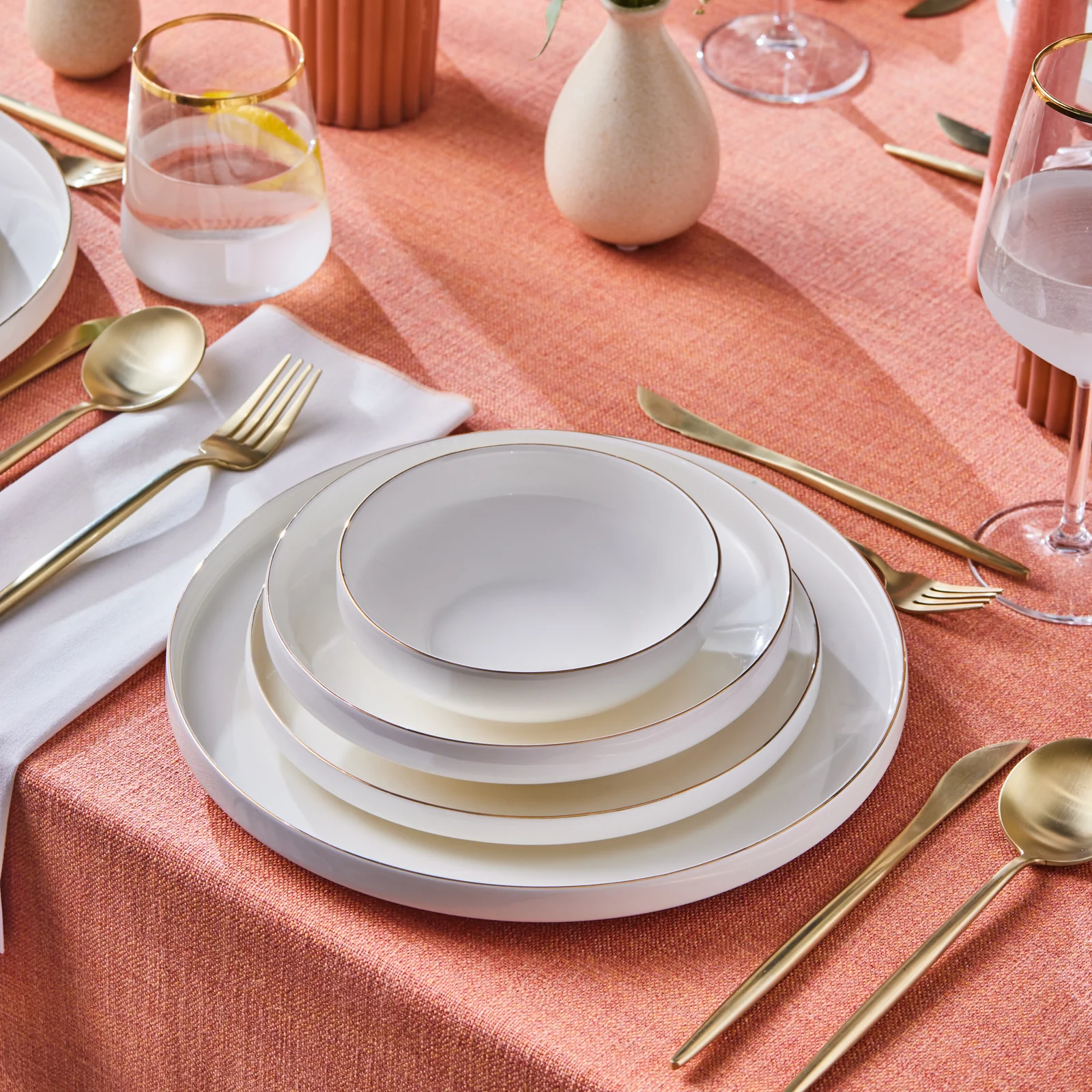 Karaca Streamline New Saturn Gold 24-teiliges Tafelservice, 6 Personen – Bild 5