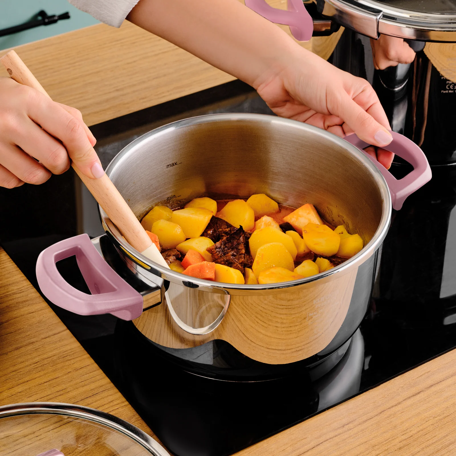 Karaca Perfect Pink 4+6 Liter Schnellkochtopf-Set – Bild 7