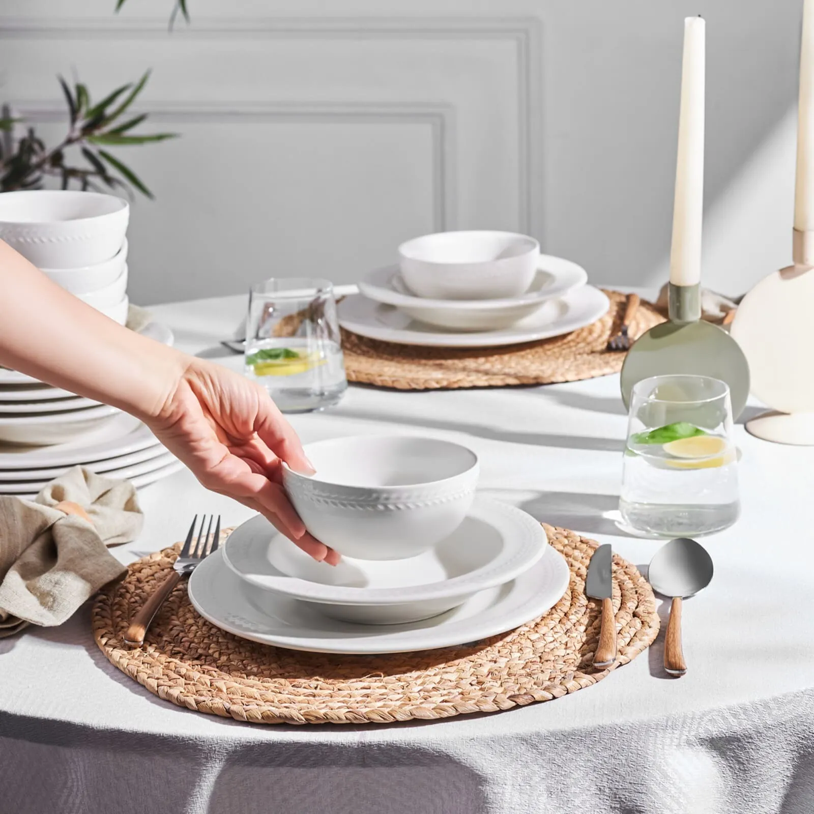 Karaca Basak 18-teiliges Geschirrset für 6 Personen – Bild 2