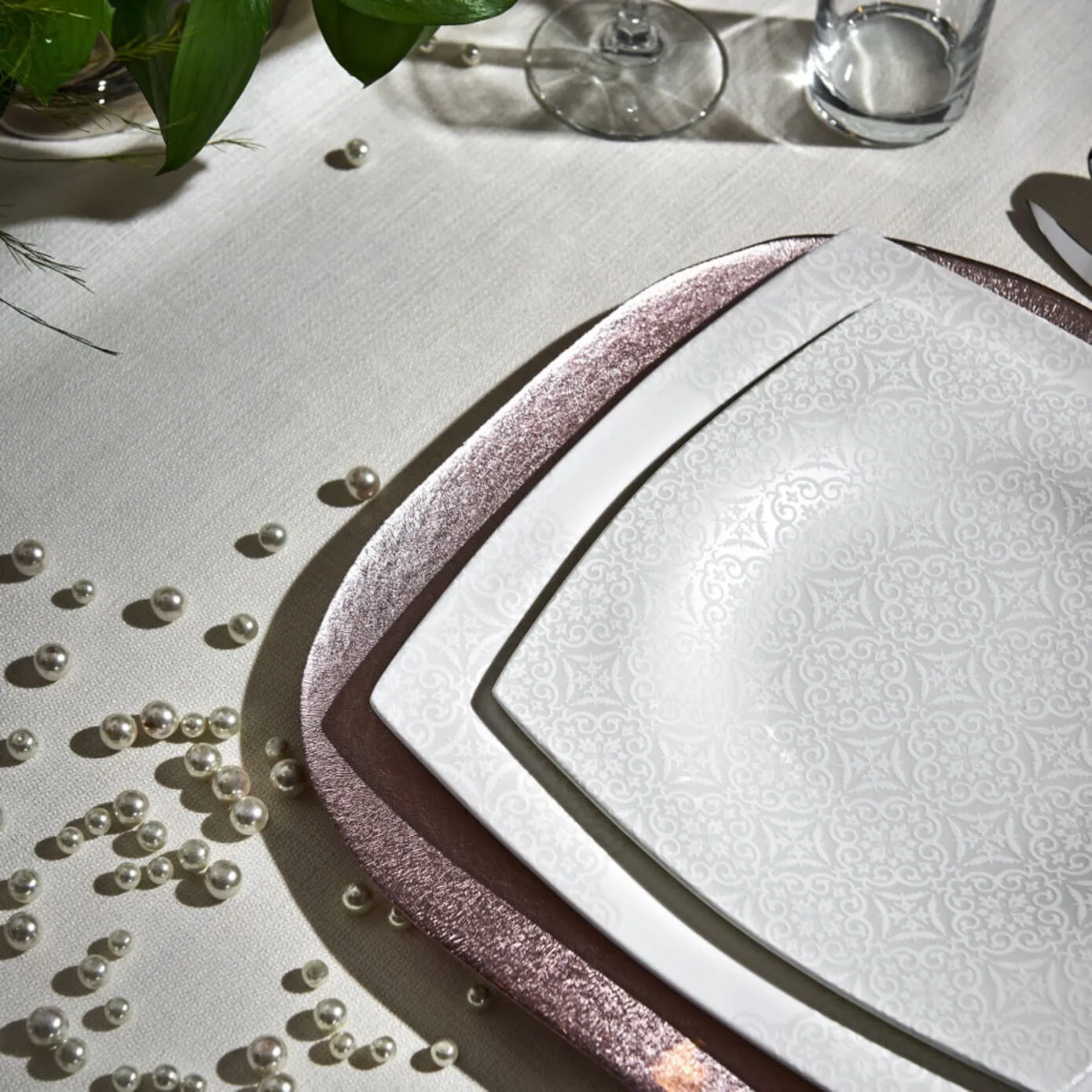 Karaca Fine Pearl Valentina 62 Pieces Pearl Dinnerware Square, Service for 12 – Bild 3