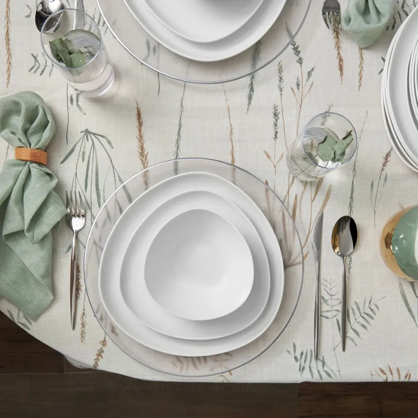 Karaca Catrice für 6 Personen Geschirrset, 18 Teilig, Porzellan, Weiß – Bild 2