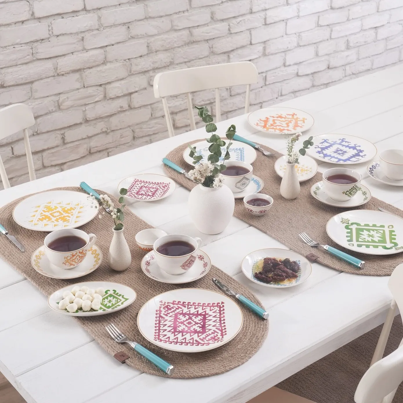 Karaca Anatolian Frühstücksset und Servierschalen, 26 Teilig – Bild 2