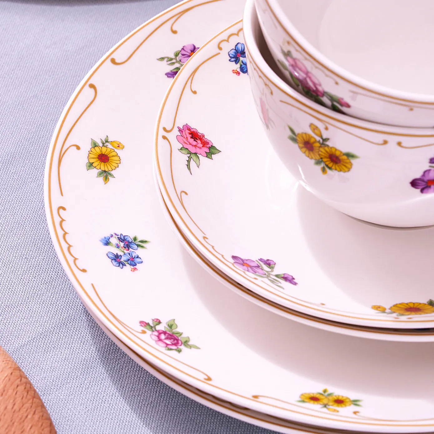 Karaca Natty 6 Personen Frühstücksset und Servierschalen, 26 Teilig, New Generation Bone – Bild 3