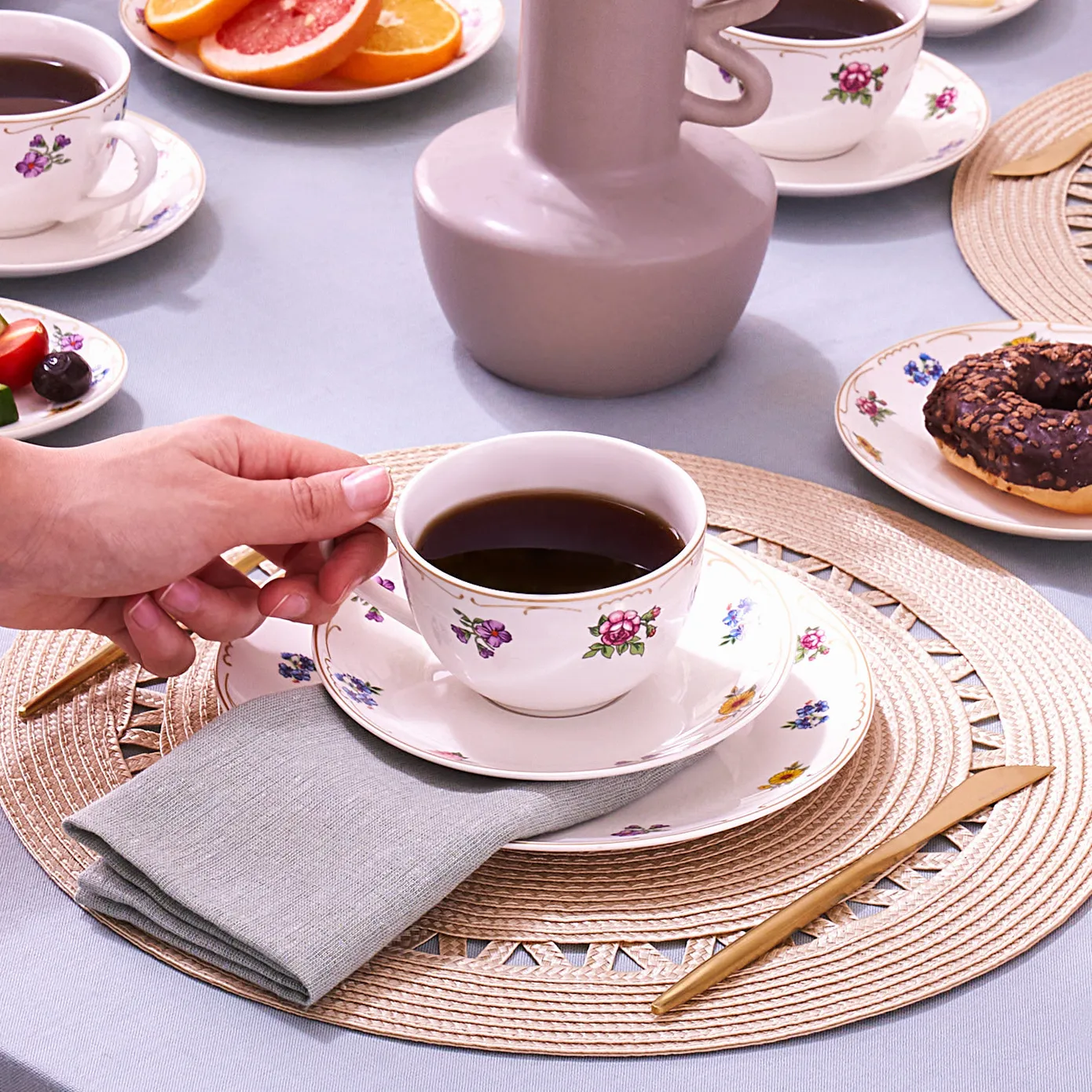 Karaca Natty 6 Personen Frühstücksset und Servierschalen, 26 Teilig, New Generation Bone – Bild 4