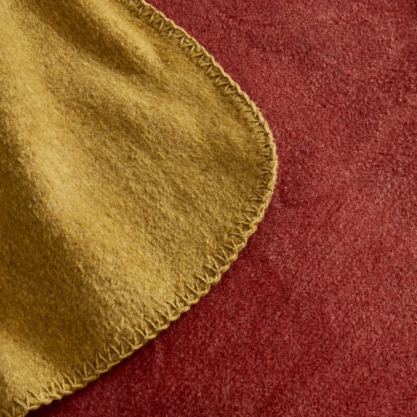 Karaca Home Saye Doppelseitige Baumwolldecke Tile-Mustard – Bild 5