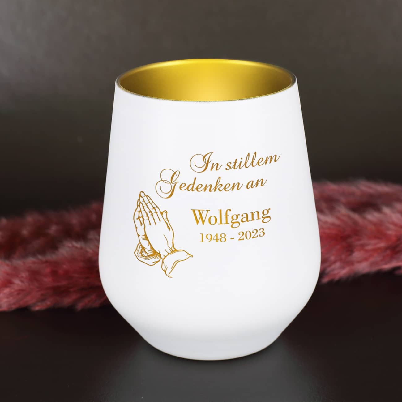 Trauerwindlicht - In stillem Gedenken an - mit betenden Händen und Name – Bild 5